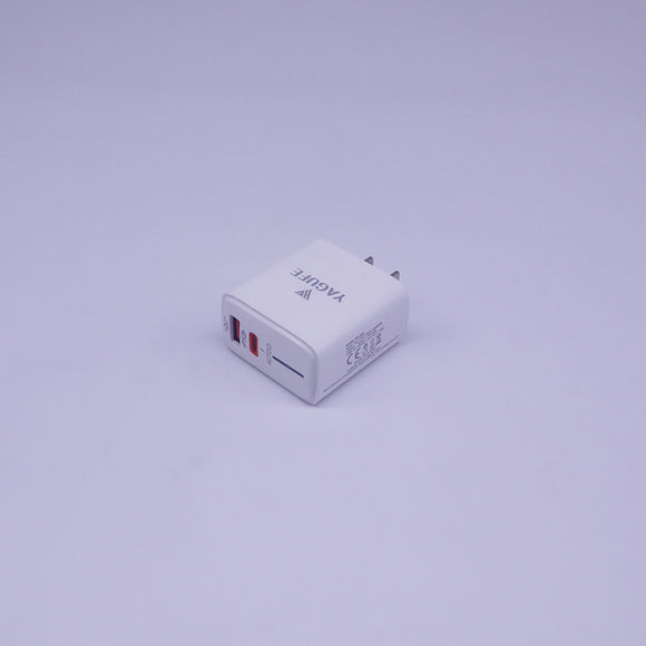 YAGUFE TYPE-C PD20W Chargeur ultra rapide à double sortie à puissance réelle FB-654 pour téléphones mobiles disponible dans les normes américaines, britanniques et européennes 